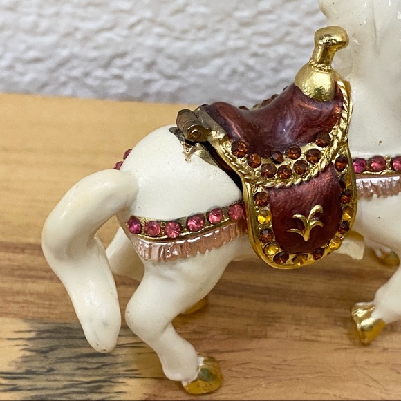 Objet d Art Form Work of Art White Horse Rhinestone Enamel Trinket Box - Picture 4 of 12